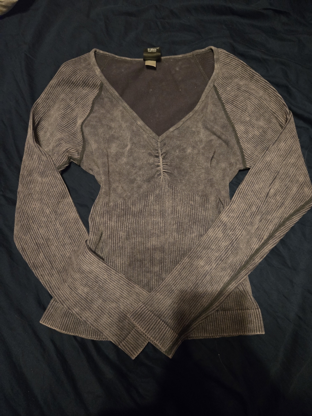 PINK Victoria's Secret Ribbed V-Neck Long Sleeve Top - Gray